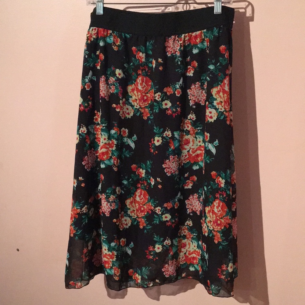 LuLaRoe LoLa Skirt, NWT